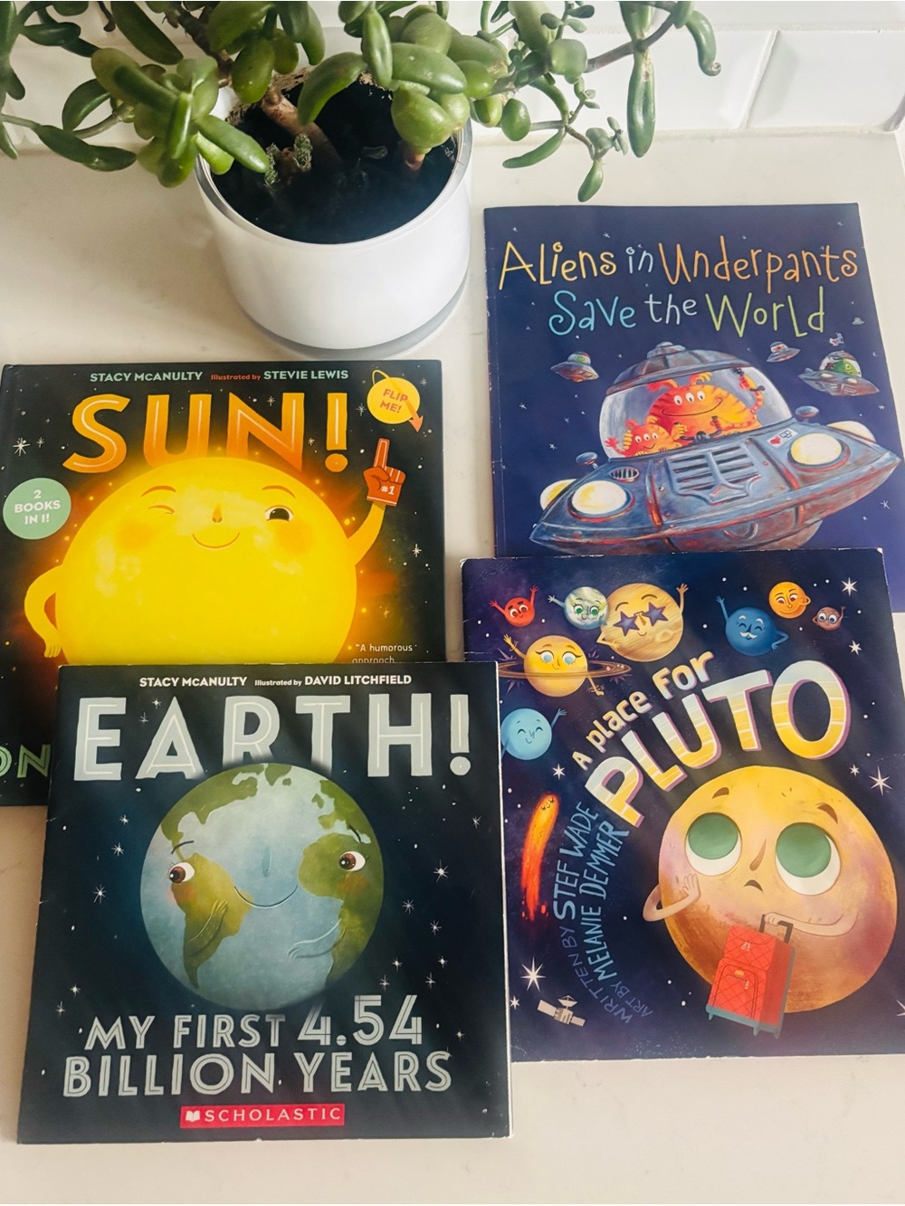 Earth, Sun, Moon, Pluto & Aliens books set! 👽🌎